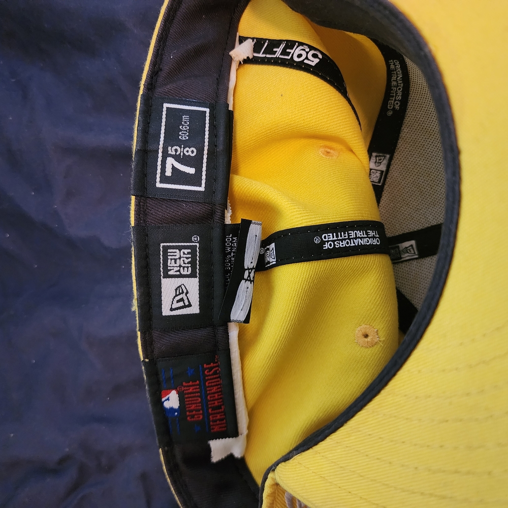 New Era Yellow Baseball Cap - Picture 3 of 4